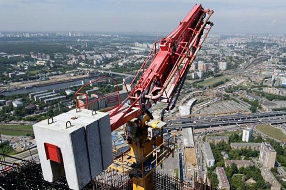 Бетонораспределительная стрела Putzmeister MXR 24-4 на опорных колоннах